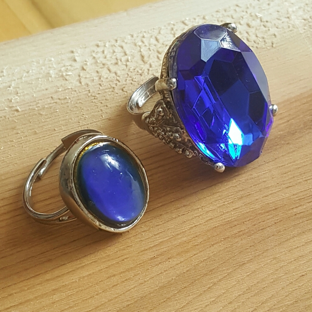Collection of Rings - Picture 10 of 10